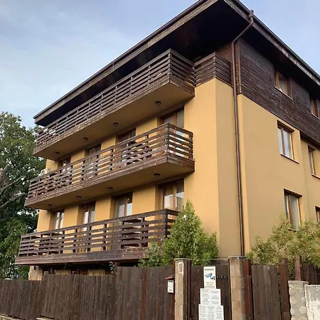 Banderitsa Apartment 3